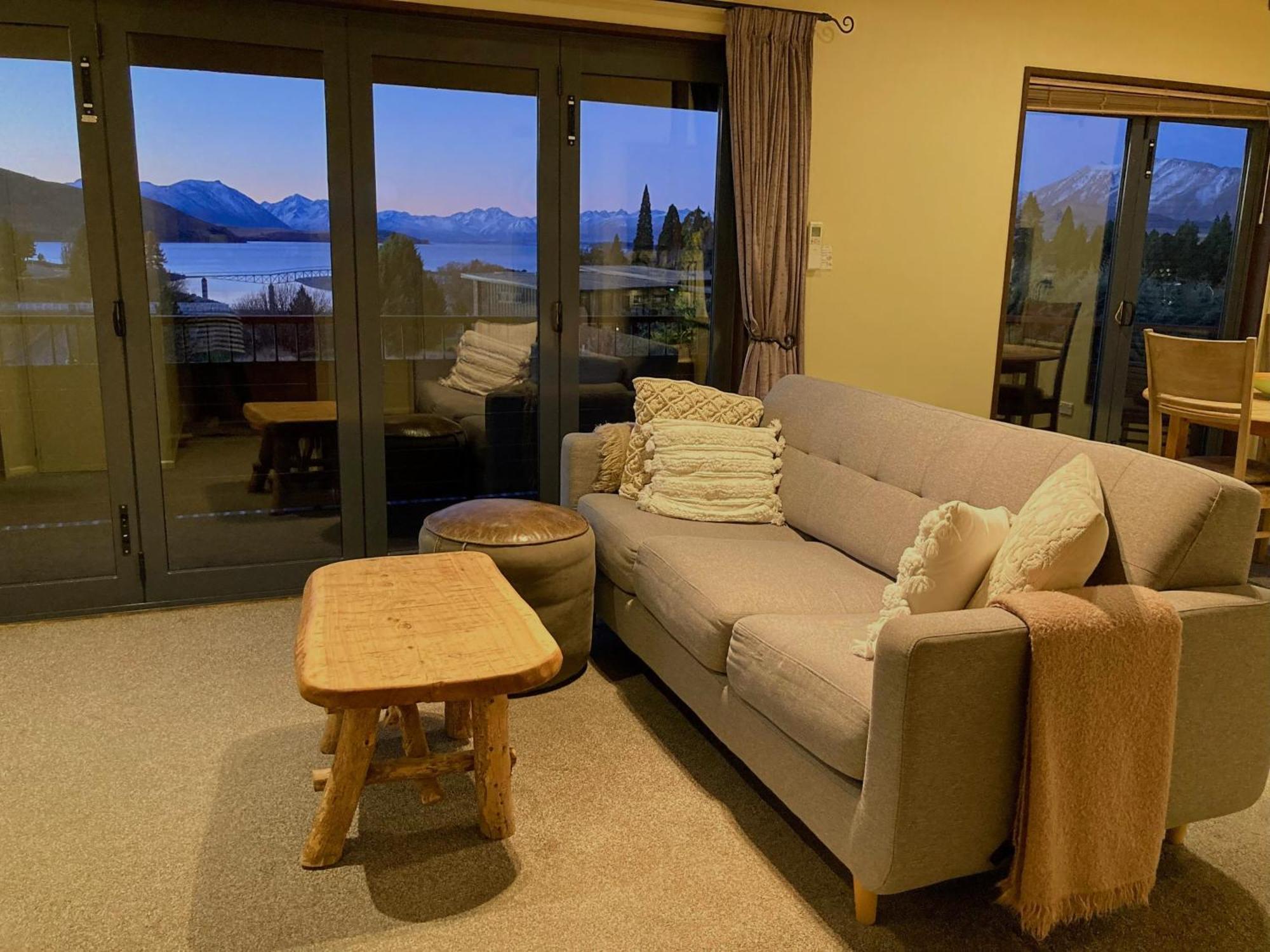 TekapoB2 Lakeview Apartment Lake Tekapo Bagian luar foto
